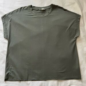 Splendid Collection Khaki Short Sleeve Tee Womens Medium Soft Elevated Basic Top